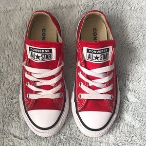 Toddler red converse 11c